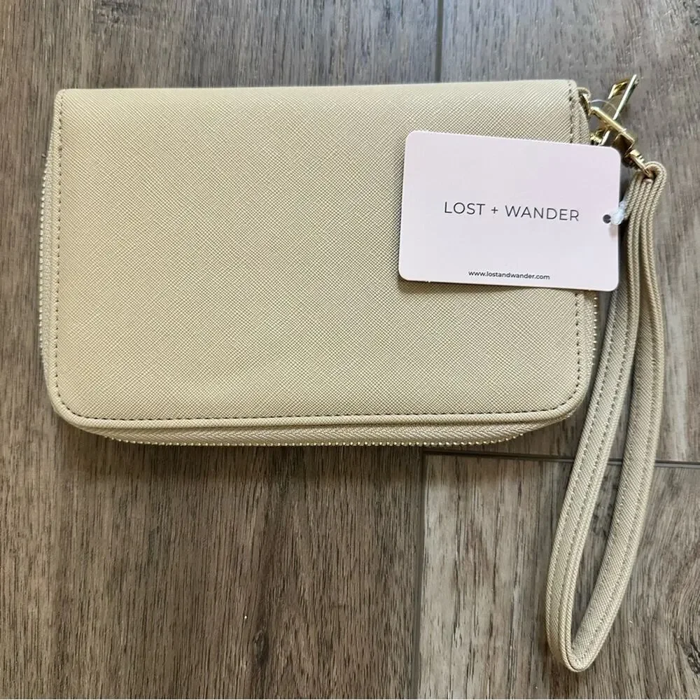 NEW! Lost + Wander Beige Wristlet Clutch,‎ Passport Holder, Travel, Beige